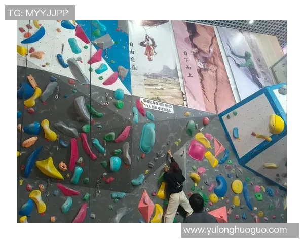 深圳攀岩队中路突破的成功与挑战分析探讨